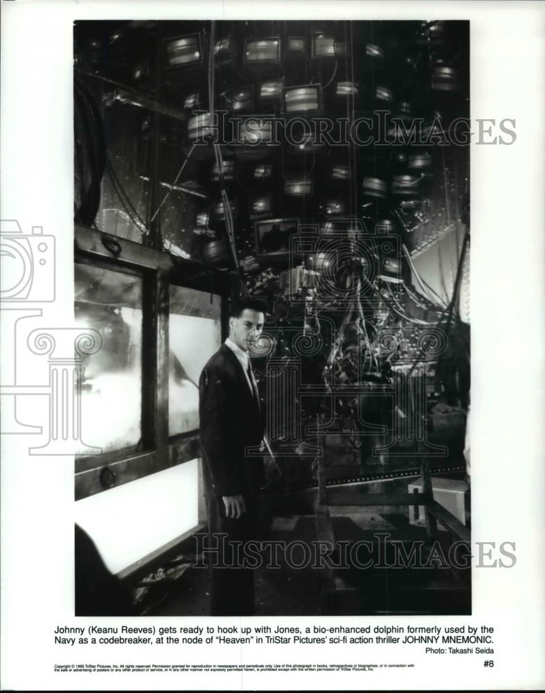 1995 Press Photo Keanu Reeves in Johnny Mnemonic - cvp59249 - Historic Images