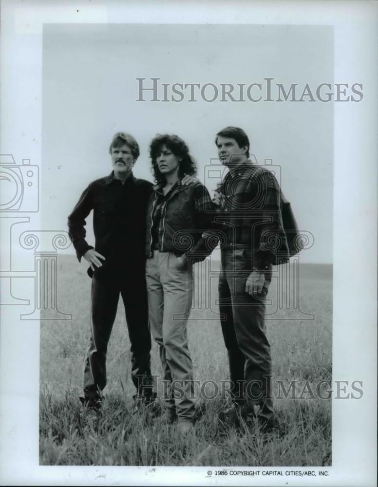 1987 Press Photo Kris Kristofferson, Christine Lahti &amp; Robert Urich in Amerika - Historic Images