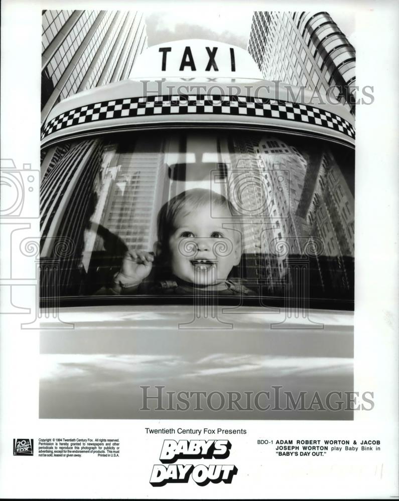 1998 Press Photo Adam Robert Worton & Jacob Joseph in "Baby's Day Out" - Historic Images