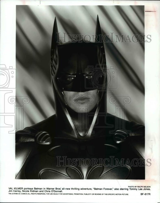 1995 Press Photo Val Kilmer portrays Batman in Warner Bros.' Batman Forever - Historic Images