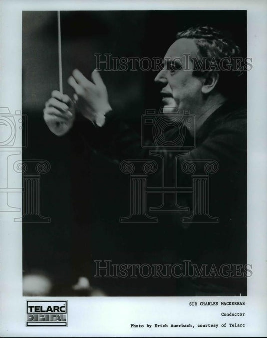 1988 Press Photo Sir Charles Mackerras, conductor - cvp59530 - Historic Images