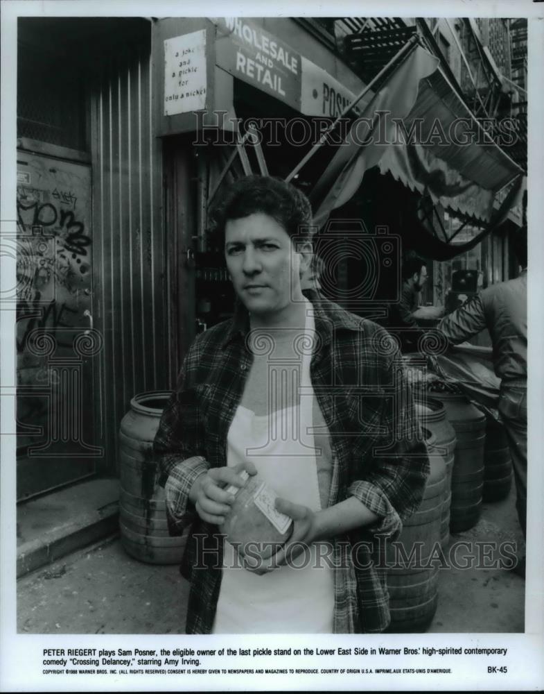 1988 Press Photo Peter Riegert in Crossing Delancey - cvp60369 - Historic Images