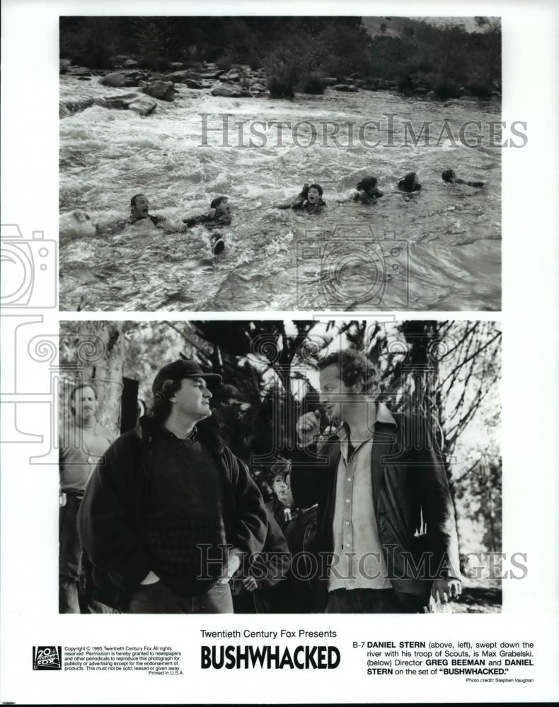 Press Photo Greg Beeman directs Daniel Stern in the film Bushwhacked - cvp59387 - Historic Images