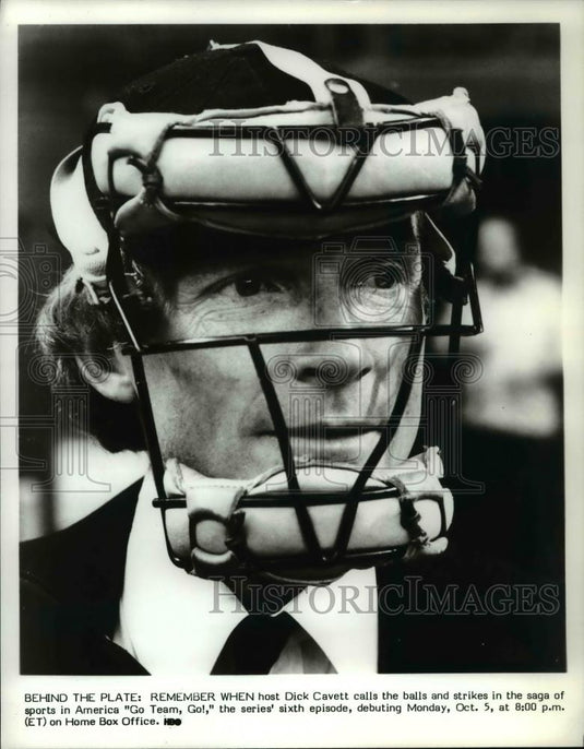 Press Photo Dick Cavett hosts Remember When, series' 6th episode Go Team Go! - Historic Images