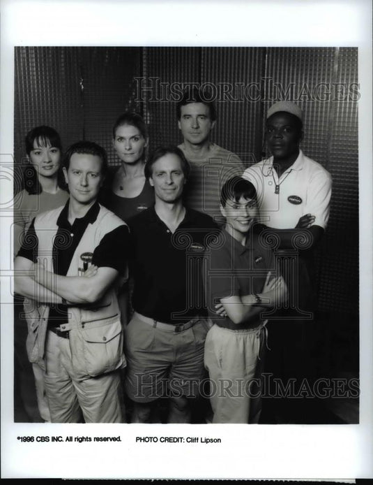 1996 Press Photo Keith Carradine & Judge Reinhold in Journey To Mars on CBS - Historic Images