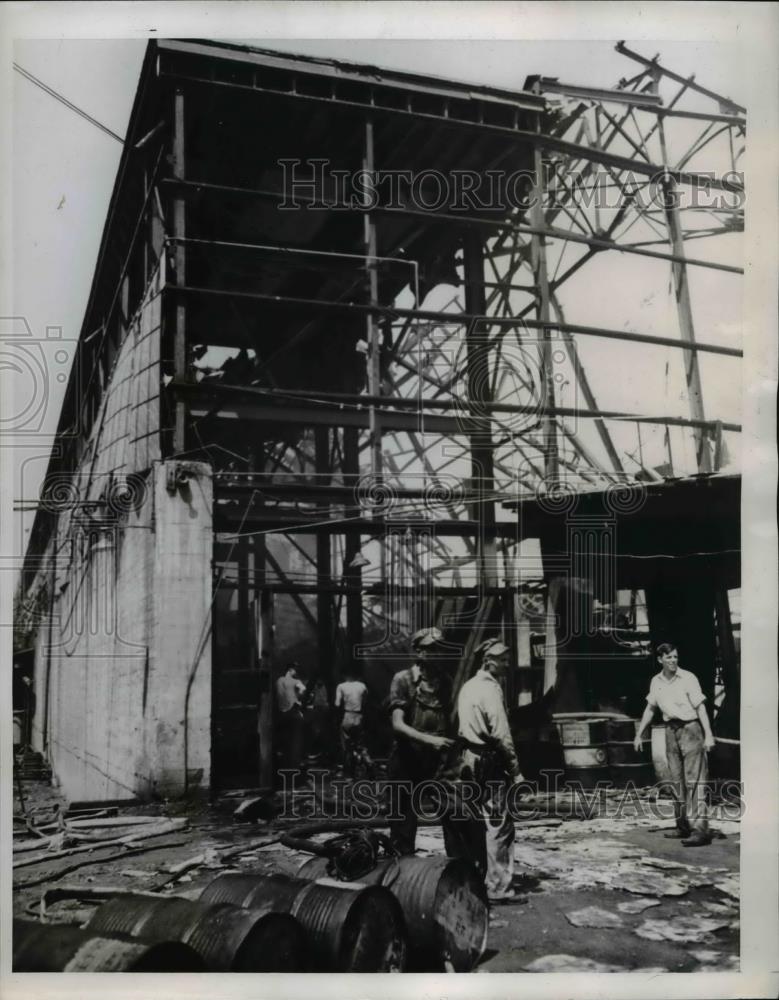 1946 Press Photo Scene of Explosion at Ohio-Apex Co. Plant, Nitro, West Virginia - Historic Images