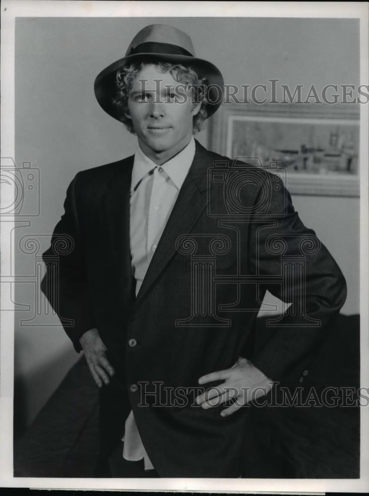 1981 Press Photo William Katt of The Greatest American Hero - Reseda Rose - Historic Images