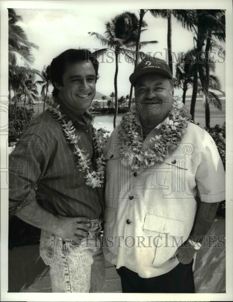 1989 Press Photo Joe Penny &amp; William Conrad in Jake and The Fatman - cvp60021 - Historic Images