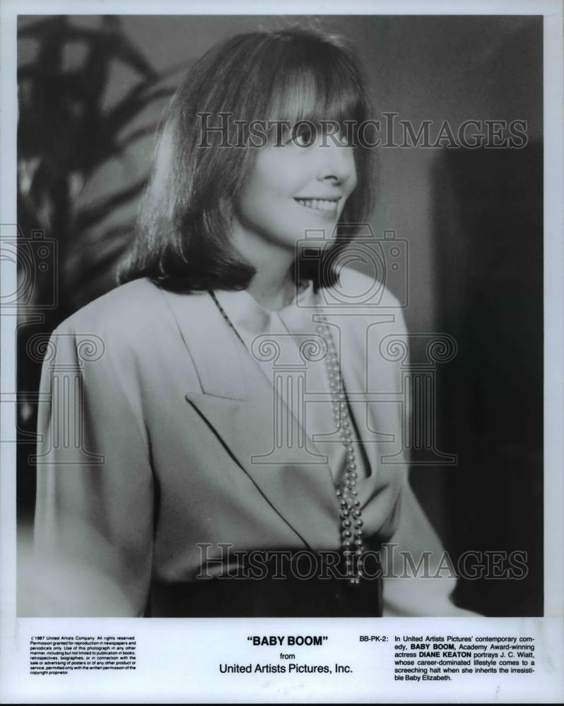 1987 Press Photo Diane Keaton as JC Wiatt in United Artists&#39; &quot;Baby Boom&quot; - Historic Images