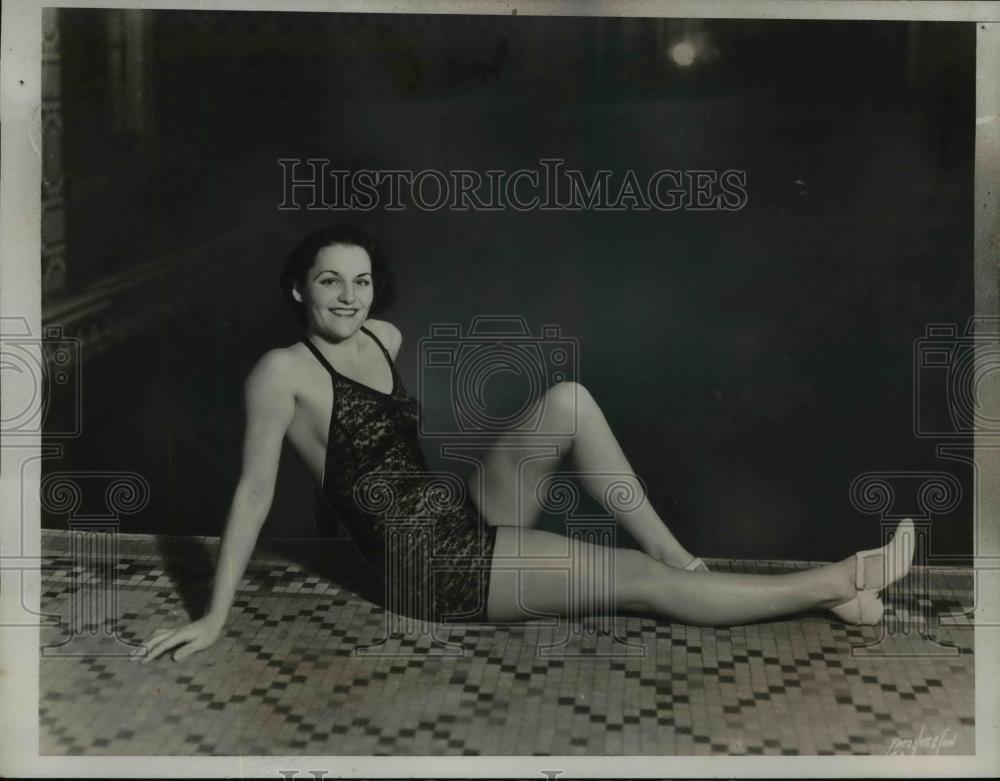 1935 Press Photo Ethel Farrell Models Swim Suit - nef41575 - Historic Images