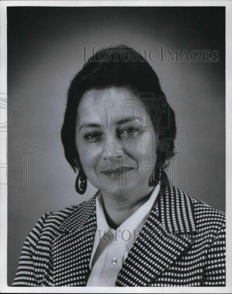 1980 Press Photo Kay E. Broughton, Brecksville Council candidate, 1977 - Historic Images