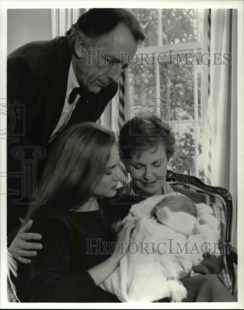 Press Photo Fritz Weaver, Laura Linney & Joanne Woodward in Blind Spot - Historic Images