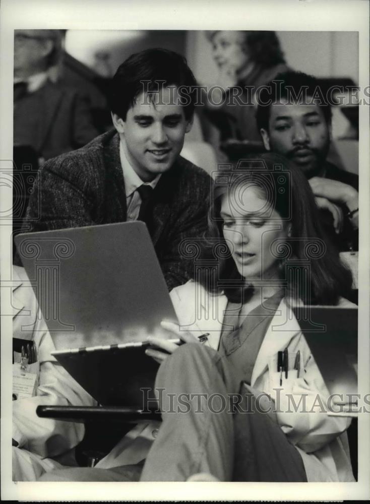 1986 Press Photo Patricia Kalember, Tony Soper in "Kay O'Brien" - cvp60230 - Historic Images