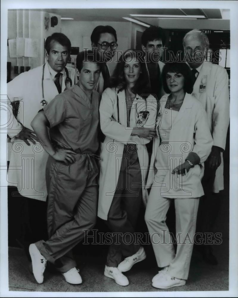 Press Photo Cast of &quot;Kay O&#39;Brien&quot; - cvp60234 - Historic Images