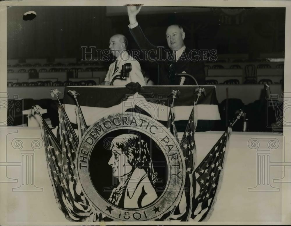 1936 Press Photo Morgan, Farley on the speakers platform in Convention Hall, PA - Historic Images