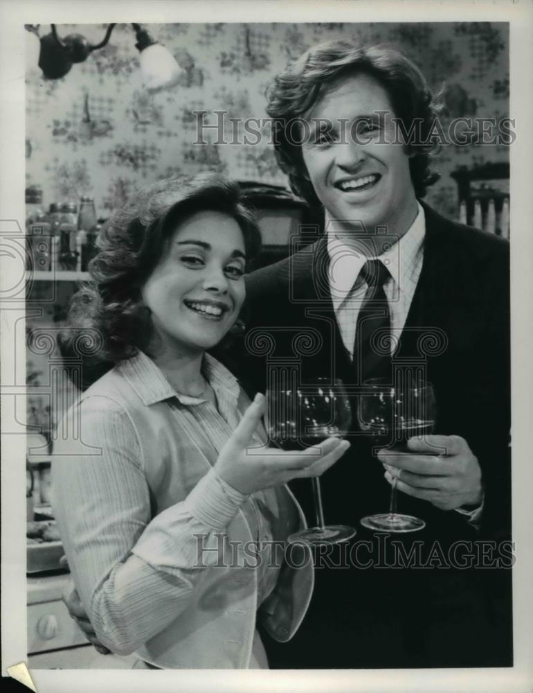 1979 Press Photo Donna Pescon and Robert Hays co-star inn "Angie" series - Historic Images