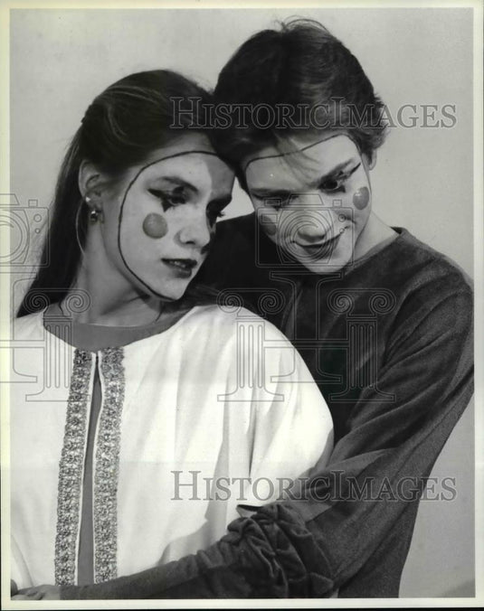 1979 Press Photo Andrea Putnam and Timothy Dalheim in production of "Pippin" - Historic Images