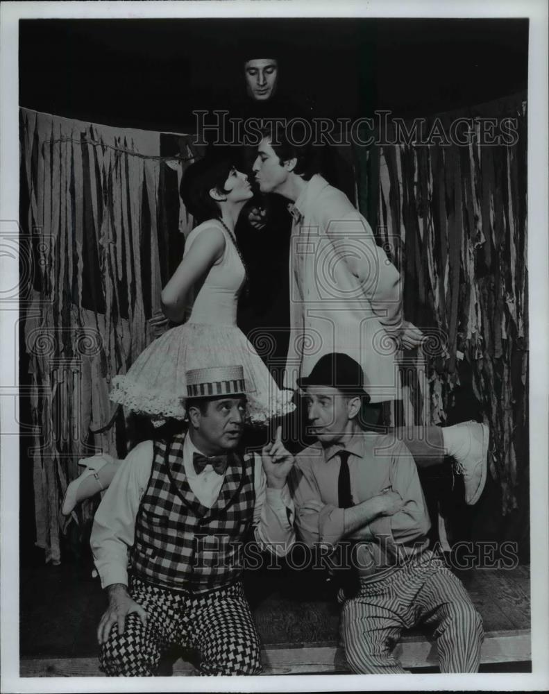 1972 Press Photo Production of the play, &quot;The Fantasticks - cvb15412 - Historic Images