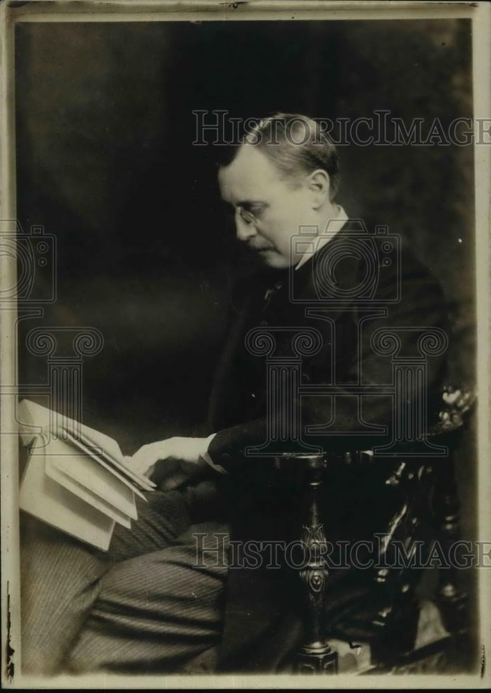 1918 Press Photo Sir Arthur H. Hardinge, British Diplomat - nef39312 - Historic Images