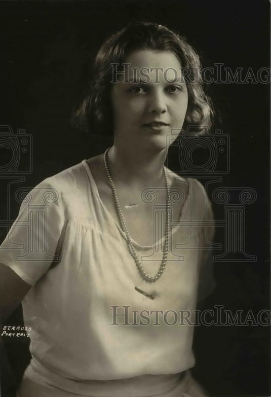 1925 Press Photo Myrtle Voss Gives Promise of Developing Into Premiere Dansouse - Historic Images