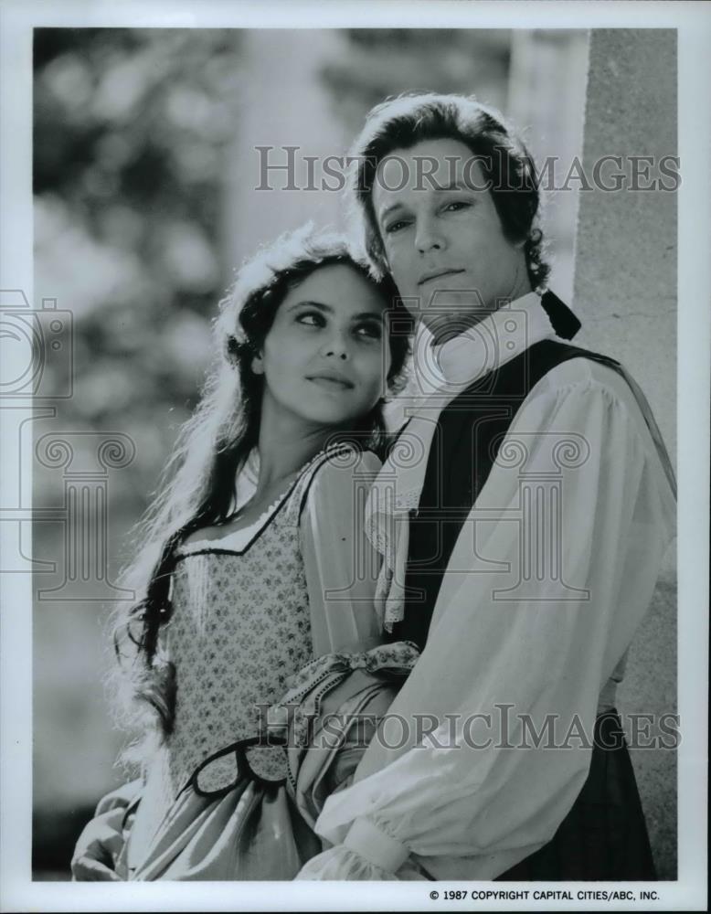 1987 Press Photo Richard Chamberlain &amp; Ornella Muti in Casanova - cvp59654 - Historic Images