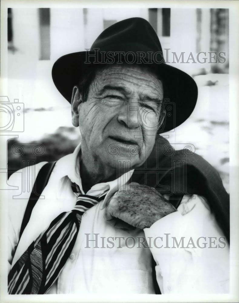 Press Photo Walter Matthau stars in a TV program The Incident - cvp60039 - Historic Images