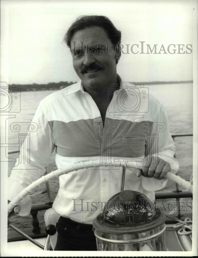 1988 Press Photo Stacy Keach in Intimate Strangers - cvp60056 - Historic Images