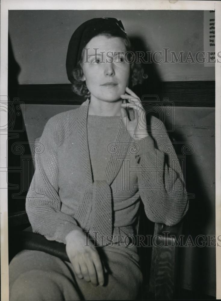 1937 Press Photo Mary Cady Sues Husband for Separate Maintenance, Chicago - Historic Images