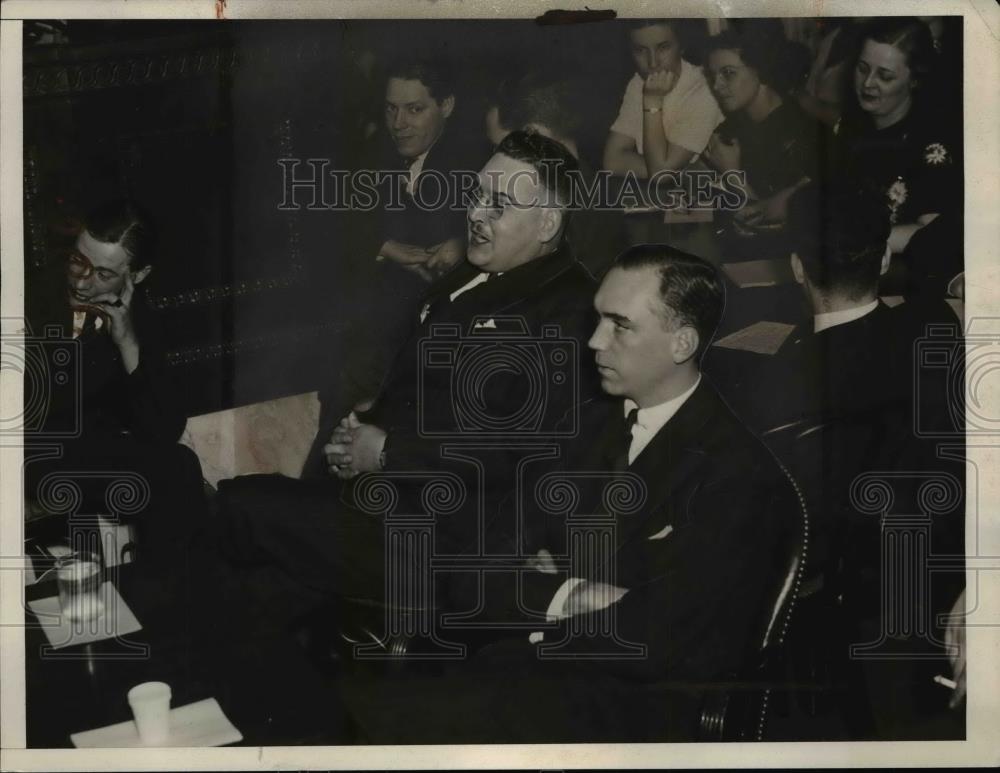 1937 Press Photo Robert Pinkerton, RL Burnside at Senate Labor probe - Historic Images