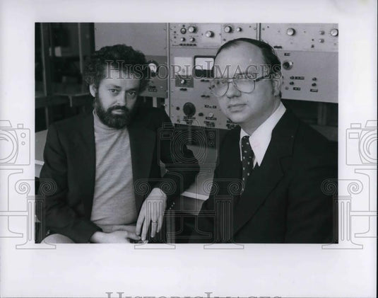 1978 Press Photo Prof. John Donoghue, CSU engineering advisor & Edward Loskowski - Historic Images