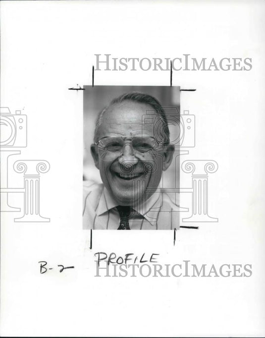 1989 Press Photo Dr. Parrish W. Garver - cva20686 - Historic Images