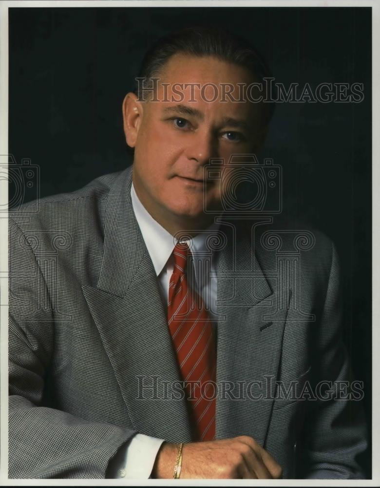 1998 Press Photo Frank E. Brick, President &amp; COO, Telxon Corporation in Akron - Historic Images