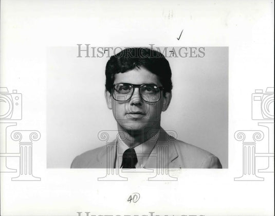1986 Press Photo William Henson, PD employee - cva21278 - Historic Images