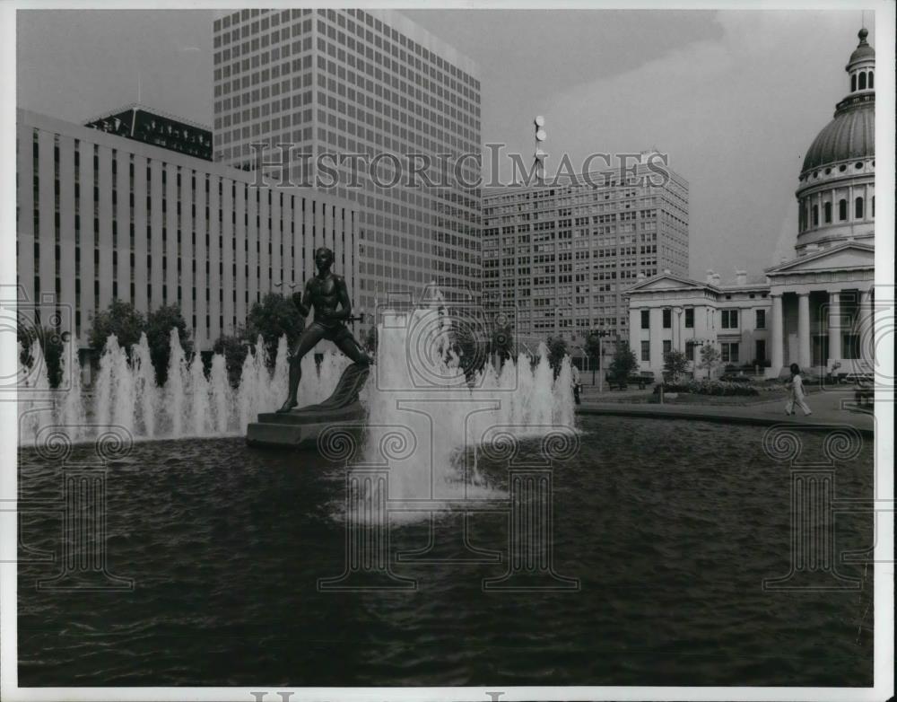1980 Press Photo St. Louis Missouri - cva21744 - Historic Images