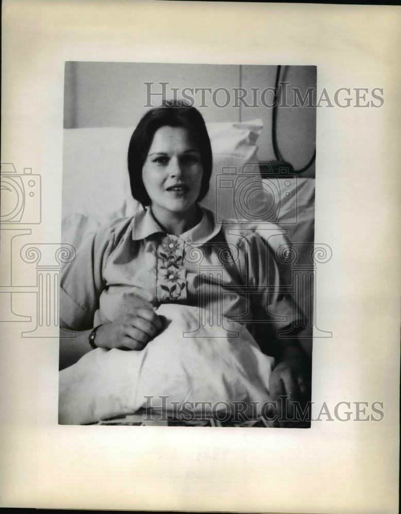 1970 Press Photo Margaret Kienast mother of Quintuplets at Columbia Hospital - Historic Images