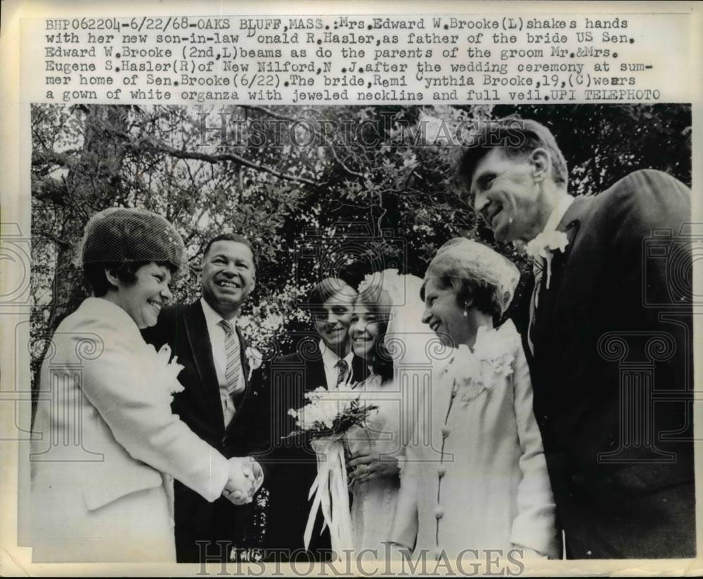 1968 Press Photo Mrs. Edward Brooke Shakes Hand of New Son-In-Law, Donald Hasler - Historic Images