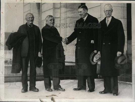 1933 Press Photo Minnesota Farmers, 500 Businessmen Strike Over Taxation - Historic Images