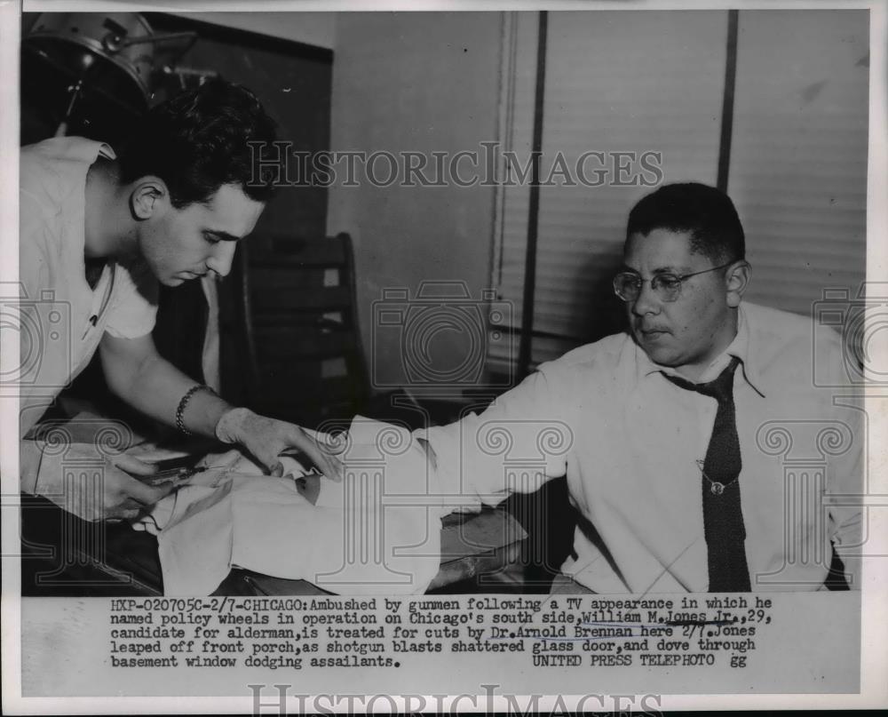 1955 Press Photo William M Jones Jr Candidate for Alderman &amp; Dr Arnold Brennan - Historic Images