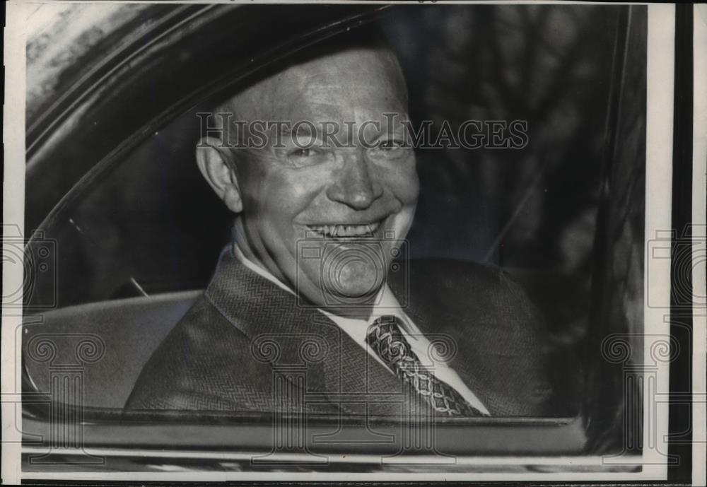 1957 Press Photo Dwight Eisenhower in Car Leaving White House - nef34431 - Historic Images