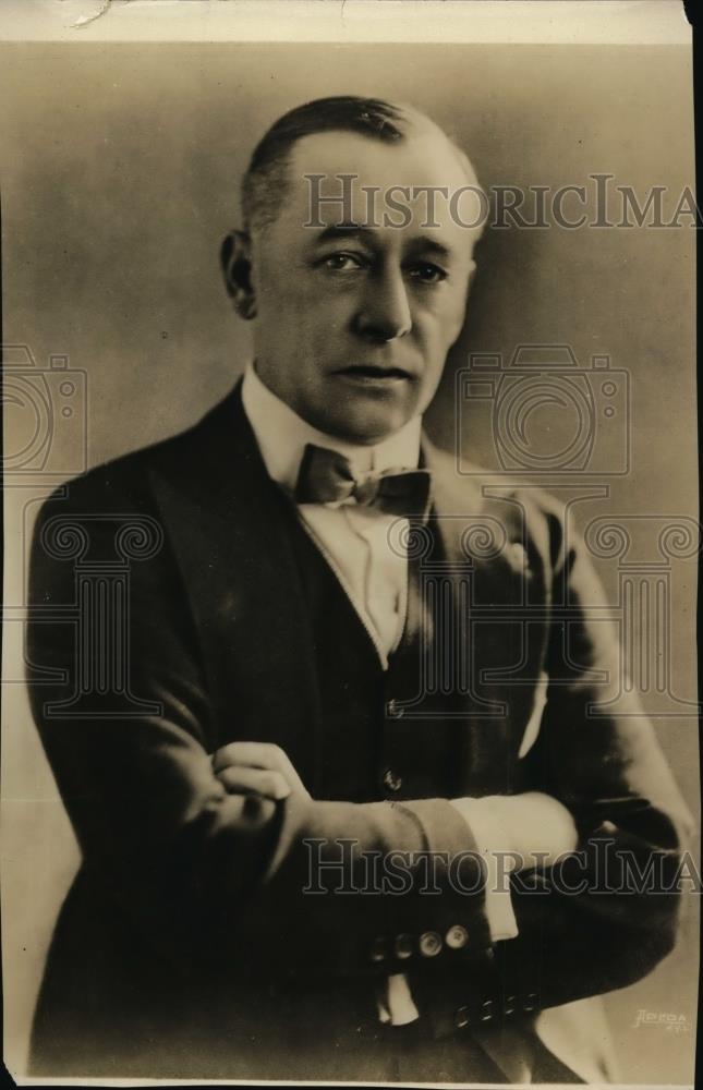 1925 Press Photo William Collier Sr. of General Motors Corporation Program - Historic Images