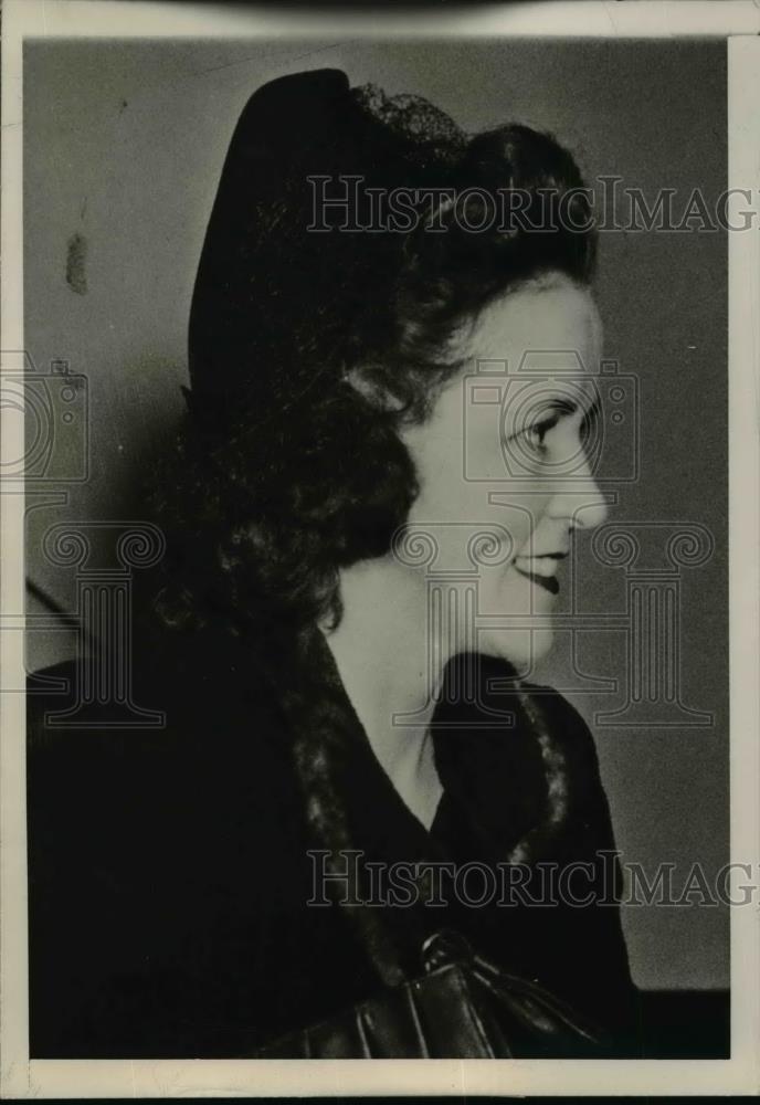 1945 Press Photo Ms.Jeanette Mullins Ex-WAC missing on West Coast - nef39486 - Historic Images