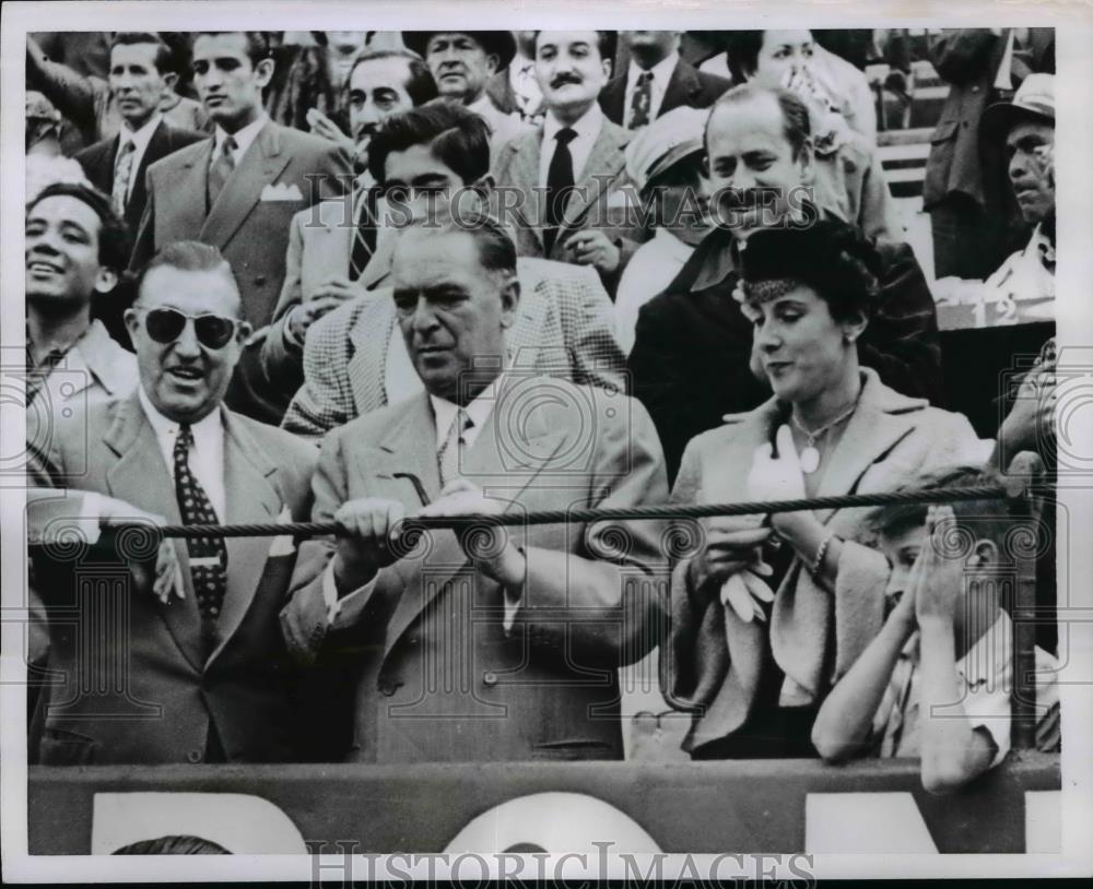 1952 Press Photo William O&#39;Dwyer &amp; Wife at Bullfight in Mexico City - nef42034 - Historic Images