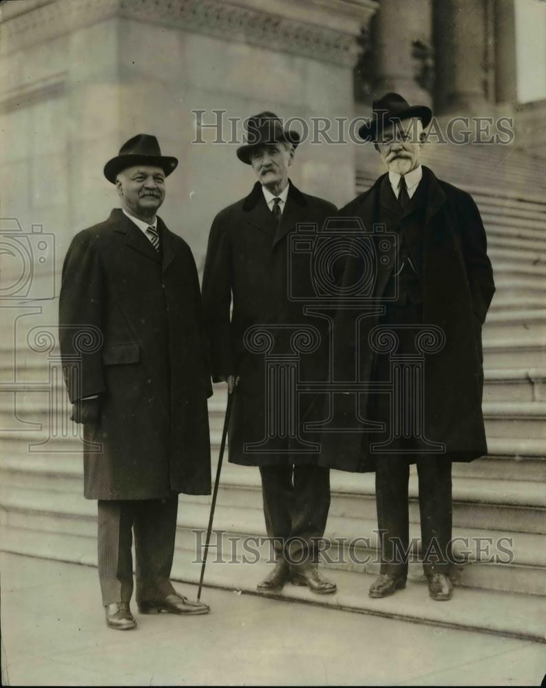 1923 Press Photo Republican Leaders of Senate at Capitol - nef42492 - Historic Images