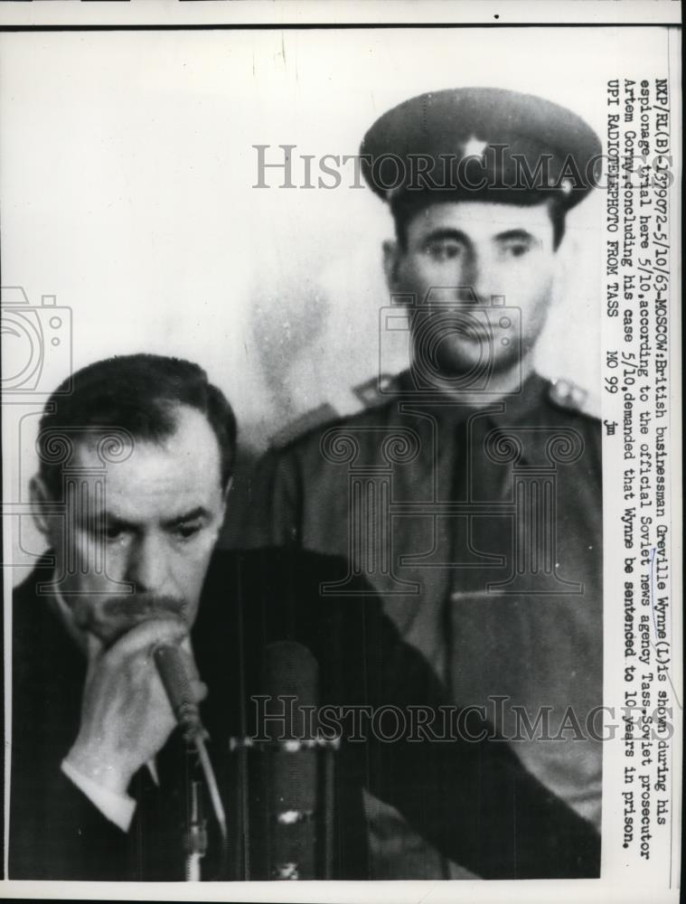 1963 Press Photo Greville Wynne Shown During His Espionage Trial Here May 10 - Historic Images