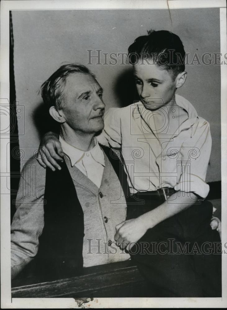 1935 Press Photo Howard Cline, Hospital Runaway & Father Warren - nef47893 - Historic Images
