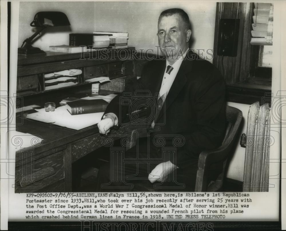 1955 Press Photo Ralyn Hill, Abilene&#39;s first Republican Postmaster since 1933 - Historic Images