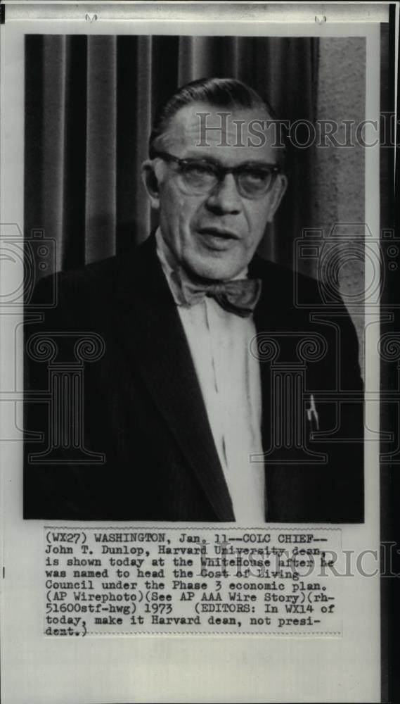 1973 Wire Photo Harvard University dean John T. Dunlop at the White House - Historic Images