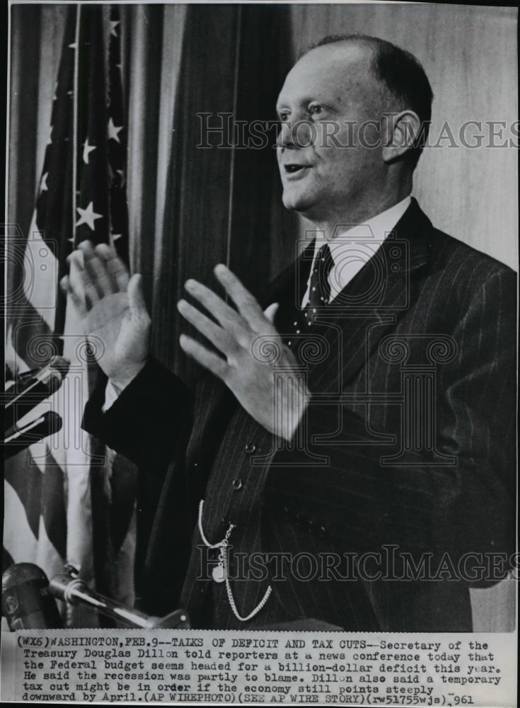 1961 Wire Photo Douglas Dillon talking to reporters at a news conference - Historic Images