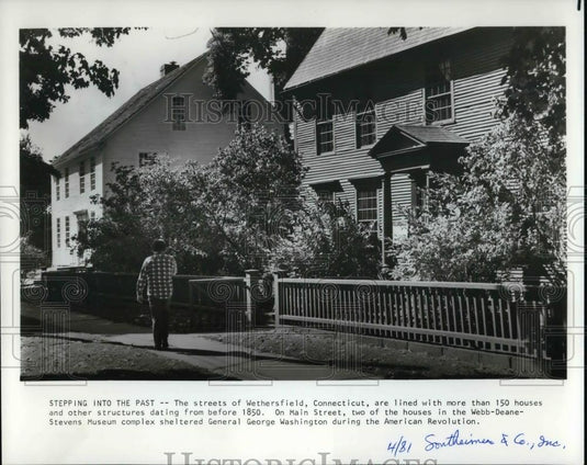 1981 Press Photo Streets of Wethersfield, Connecticut lined with old structures - Historic Images