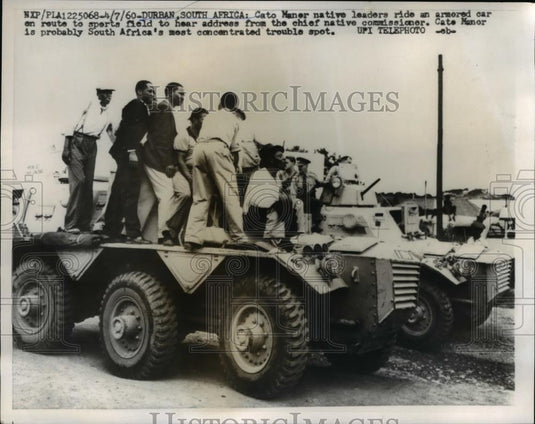 1960 Press Photo Cato Manor Native Leader ride armored car & most trouble spot - Historic Images